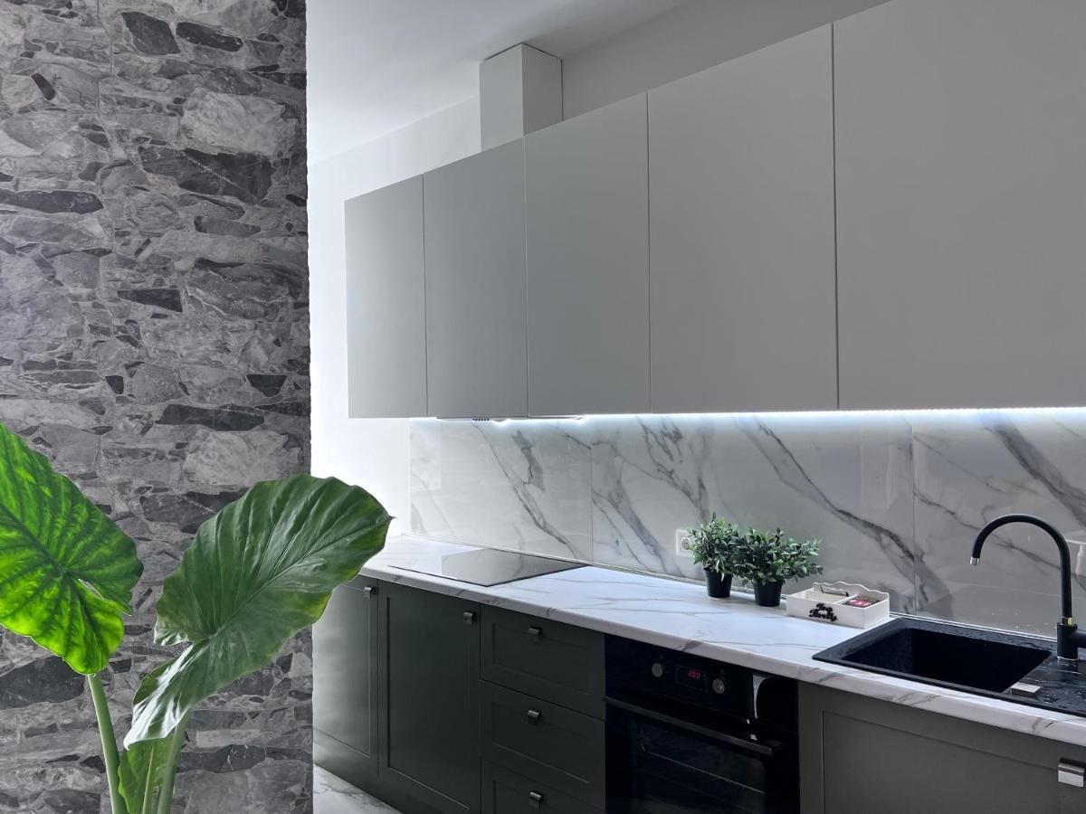 Apartment In Axis Towers, Tbilisi Business Center エクステリア 写真